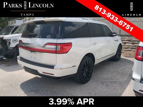 Used 2021 Lincoln Navigator Reserve w/ Luxury Package image 10