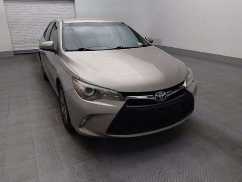 Used 2017 Toyota Camry SE image 14