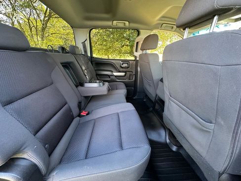 Used 2018 Chevrolet Silverado 1500 LT w/ All Star Edition AWD/4WD image 40