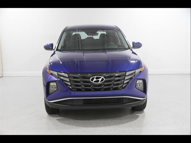 Used 2024 Hyundai Tucson SE AWD/4WD image 2