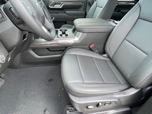 New 2026 Chevrolet Silverado 2500 LTZ w/ LTZ Convenience Package image 13