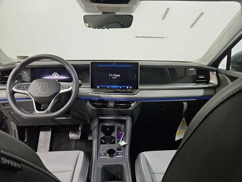 New 2026 Volkswagen Tiguan SE AWD/4WD image 12