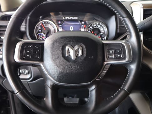 Used 2022 RAM 3500 Laramie AWD/4WD image 3
