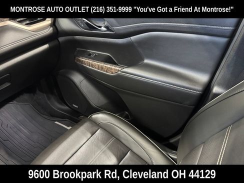 Used 2023 GMC Acadia Denali w/ Black Diamond Edition AWD/4WD image 39