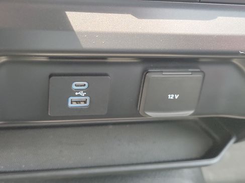 Used 2021 Ford F150 XL RWD image 18