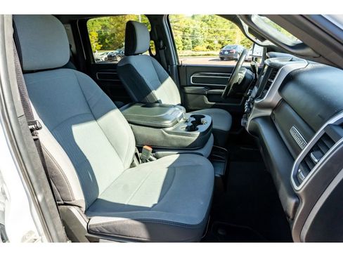 Used 2024 RAM 2500 Big Horn image 16