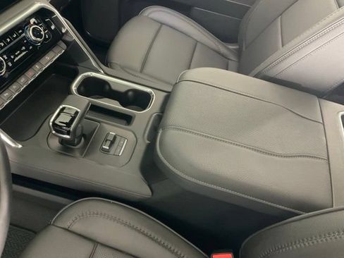 Used 2026 GMC Sierra 1500 Denali AWD/4WD image 22