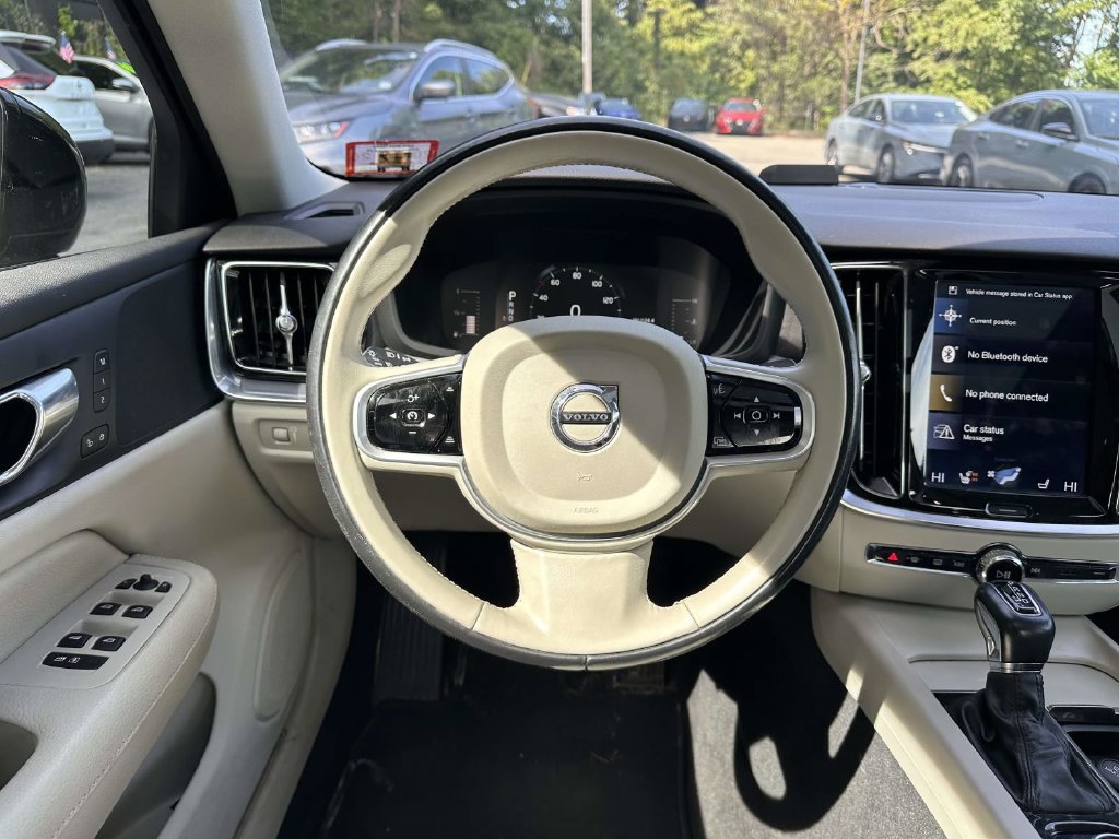 Used 2019 Volvo S60 T6 Momentum w/ Premium Package AWD/4WD image 12