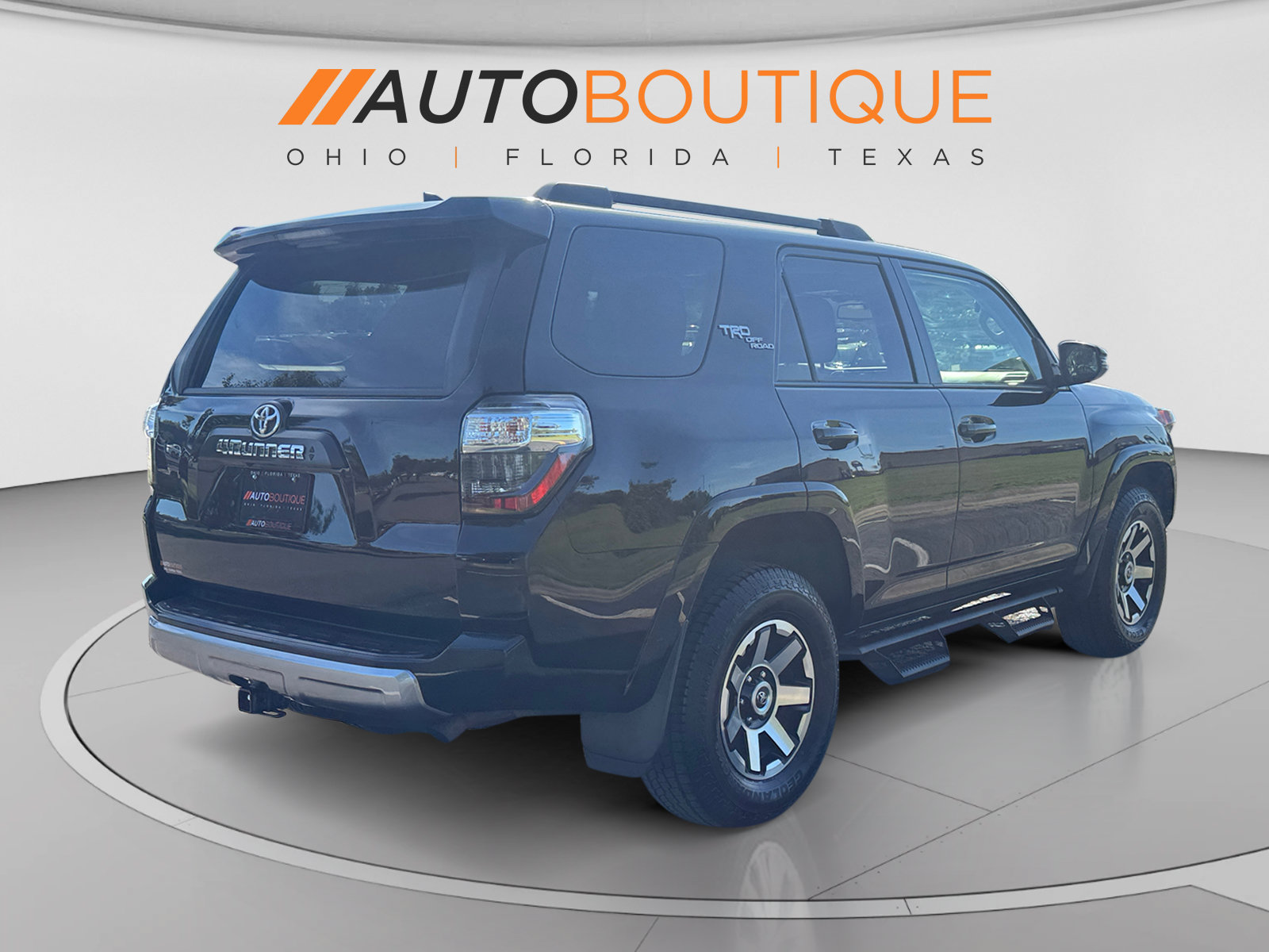 Used 2020 Toyota 4Runner TRD Off-Road Premium w/ Moonroof Package AWD/4WD image 5