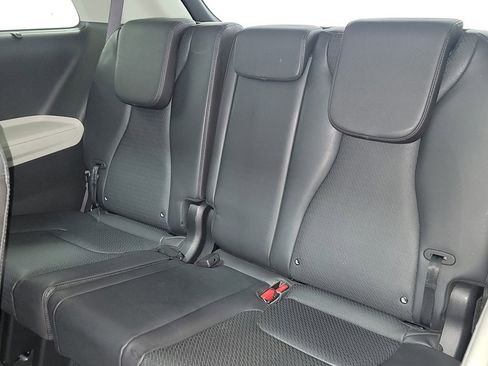 Used 2024 Kia Carnival SX Prestige image 15