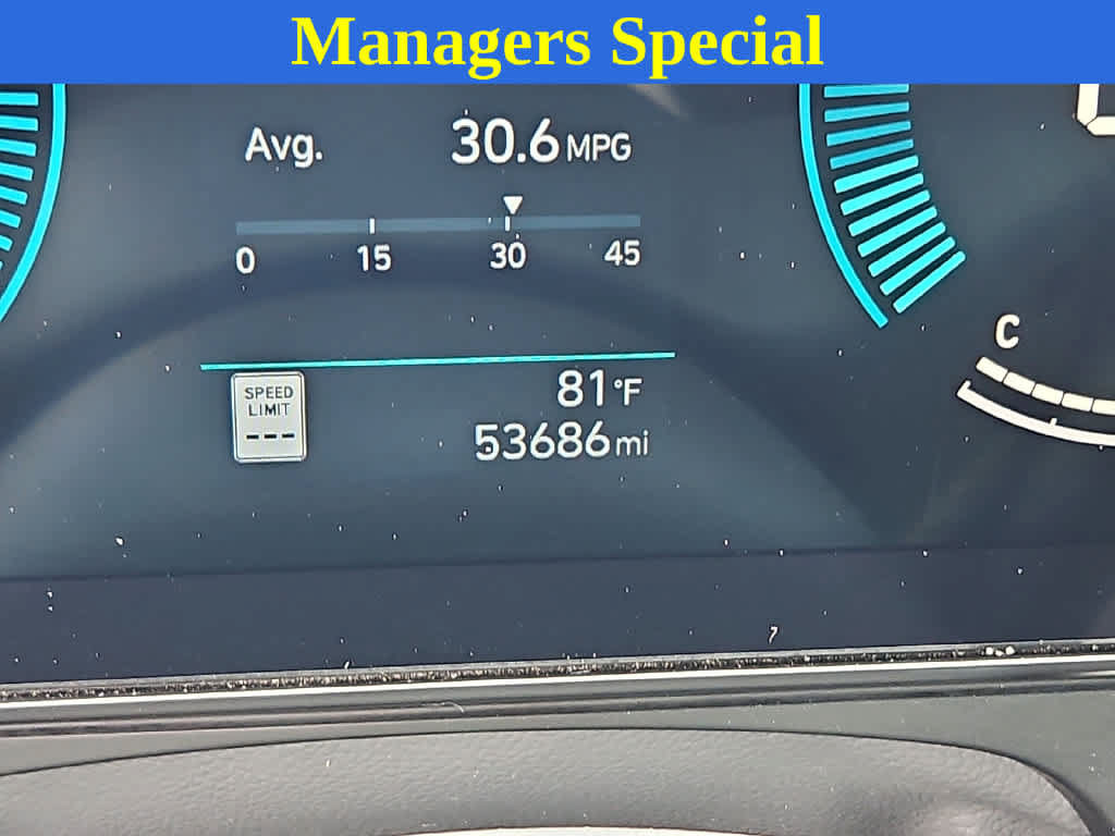 Used 2024 Hyundai Kona SEL FWD image 3