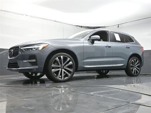 Certified 2023 Volvo XC60 B5 Ultimate w/ Protection Package Premier image 36