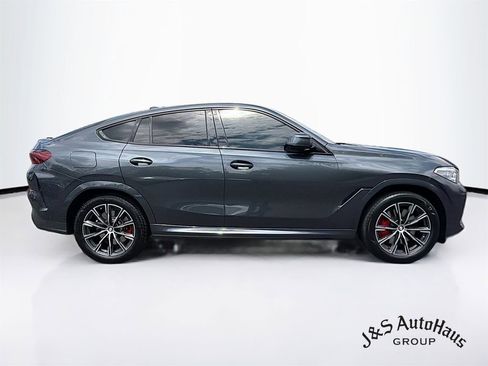 Used 2021 BMW X6 M50i w/ Executive Package AWD/4WD image 8
