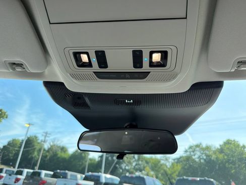 New 2026 Ford Explorer Active w/ Active Comfort Package RWD image 20