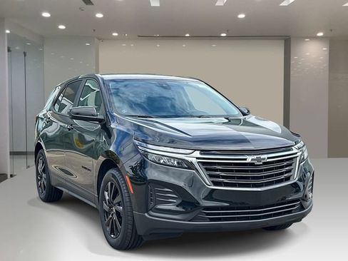 Used 2024 Chevrolet Equinox LS w/ LS Convenience Package FWD image 6