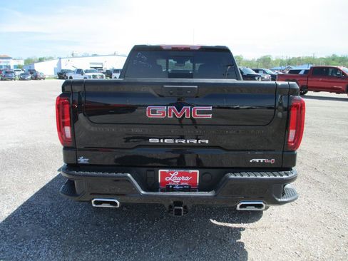 New 2026 GMC Sierra 1500 AT4 w/ AT4 Premium Package AWD/4WD image 6