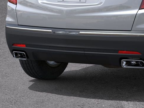 New 2025 Cadillac XT5 Luxury image 14