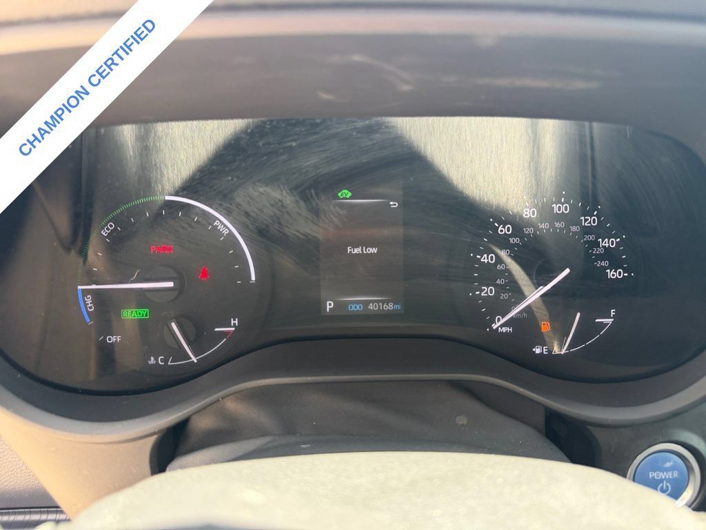 Used 2023 Toyota Sienna XSE FWD image 14