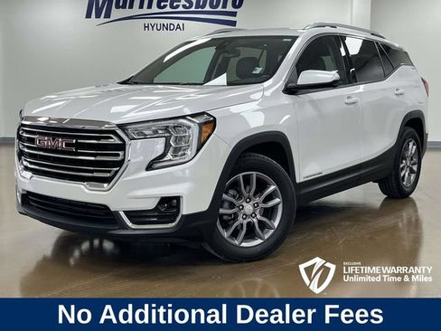 Used 2023 GMC Terrain SLT w/ LPO, Floor Liner Package FWD image 1