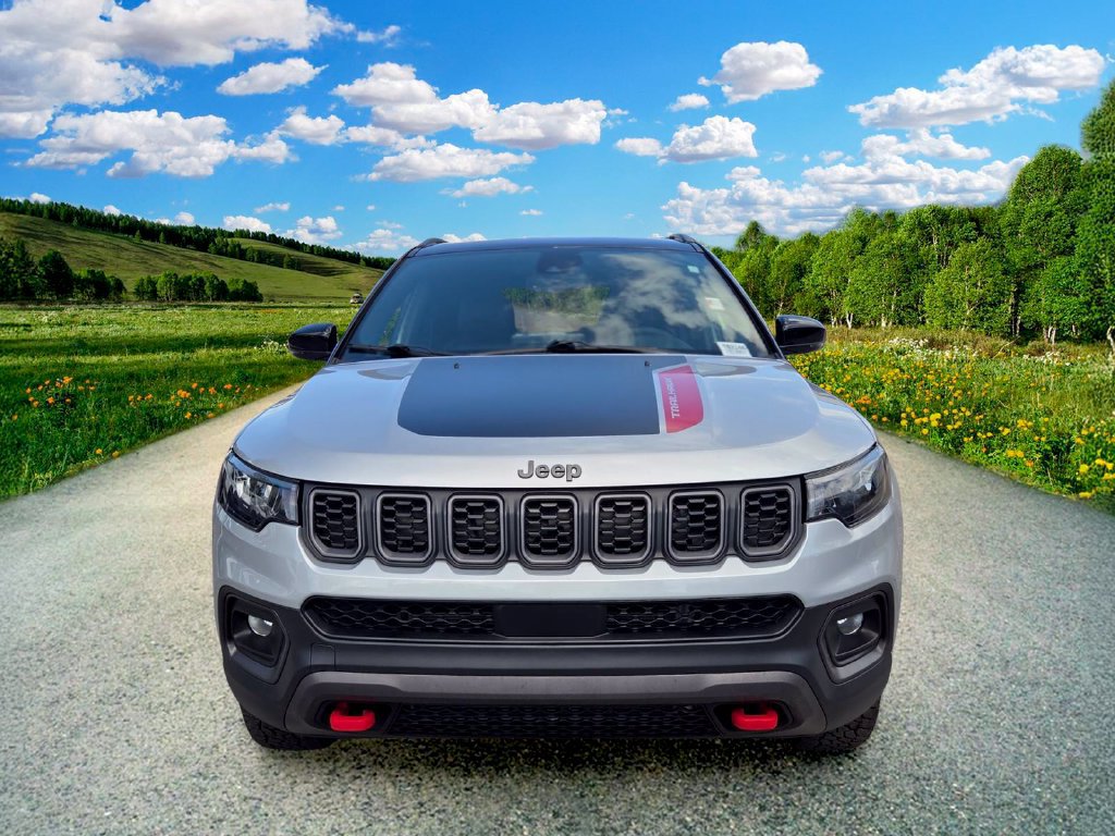 Certified 2025 Jeep Compass Trailhawk w/ Trailer Tow Group AWD/4WD image 8