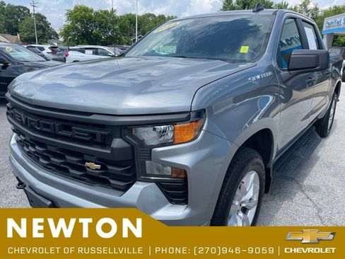 Used 2024 Chevrolet Silverado 1500 Custom AWD/4WD image 3