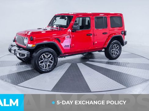 Used 2025 Jeep Wrangler Unlimited Sahara AWD/4WD image 3