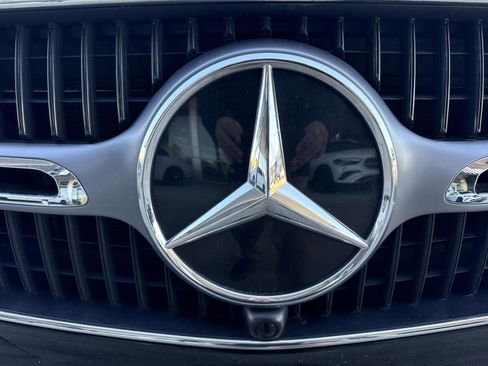 Certified 2025 Mercedes-Benz GLC 300 image 39