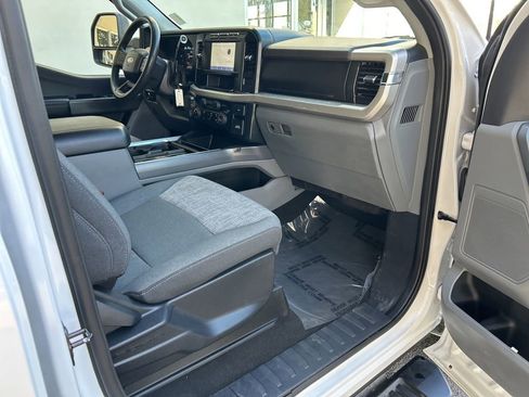 Used 2024 Ford F350 XLT image 26