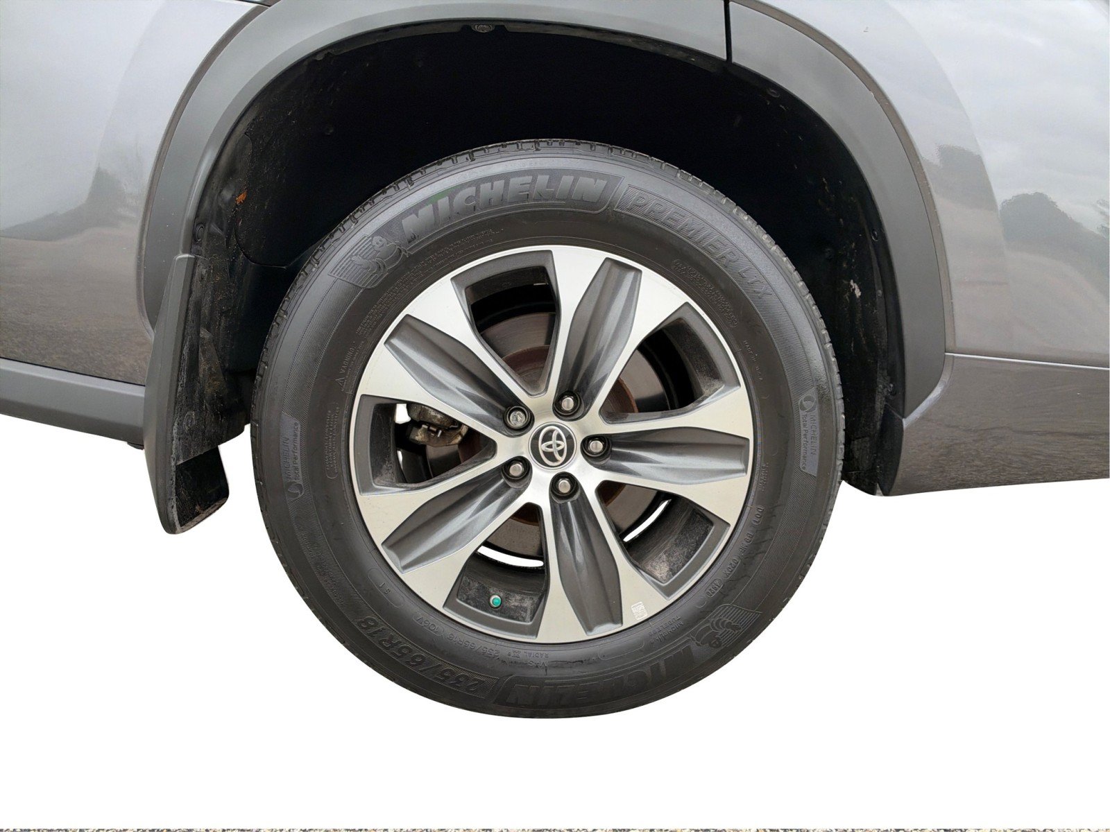 Used 2021 Toyota Highlander XLE AWD/4WD image 28