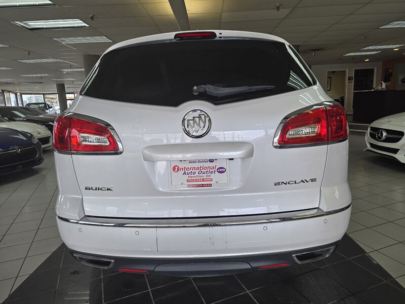 Used 2016 Buick Enclave Premium w/ Experience Buick Package FWD image 5