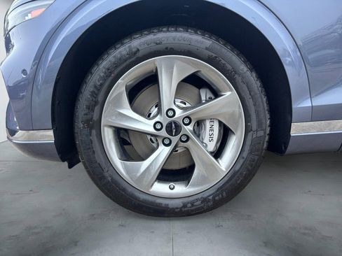 New 2026 Genesis GV70 2.5T Advanced AWD/4WD image 14