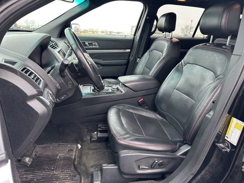 Used 2016 Ford Explorer Sport w/ Equipment Group 401A image 17