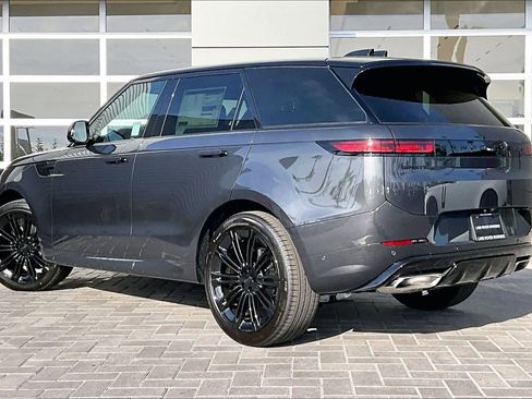 New 2026 Land Rover Range Rover Sport Dynamic SE AWD/4WD image 3