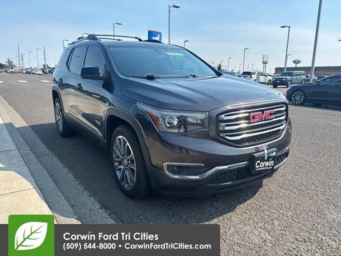 Used 2017 GMC Acadia SLT AWD/4WD image 1