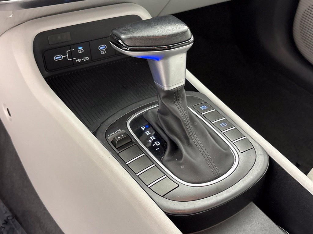Used 2025 Hyundai Kona SEL FWD image 39