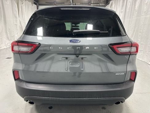 Used 2025 Ford Escape ST-Line image 6