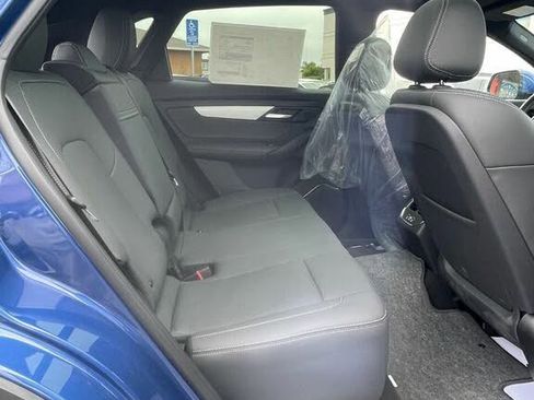 Used 2023 VinFast VF 8 Plus image 65