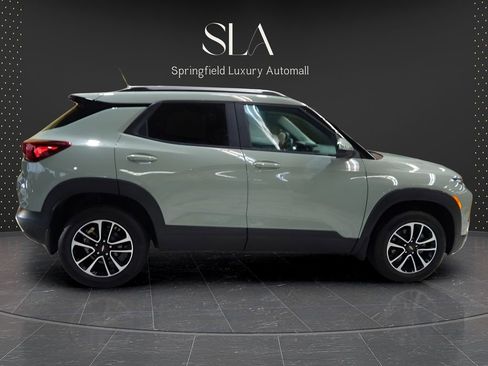 Used 2026 Chevrolet TrailBlazer LT w/ Driver Confidence Package image 4