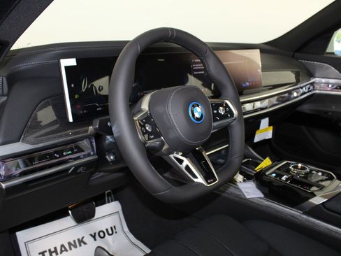 Used 2026 BMW i7 eDrive50 image 4