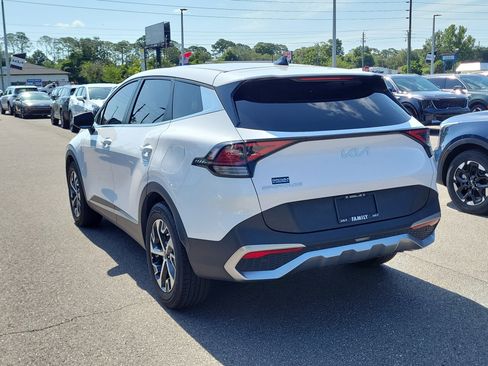 Used 2023 Kia Sportage EX FWD image 4