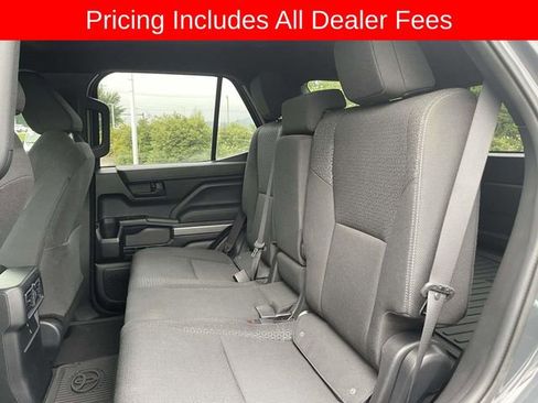 Used 2026 Toyota 4Runner SR5 AWD/4WD image 18