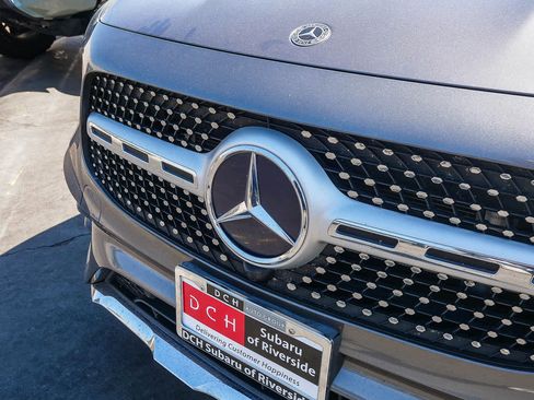 Used 2021 Mercedes-Benz GLB 250 4MATIC w/ AMG Line image 4