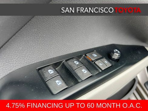 Certified 2020 Toyota Camry LE image 35