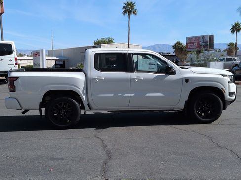 New 2026 Nissan Frontier SV w/ Tow Package RWD image 5