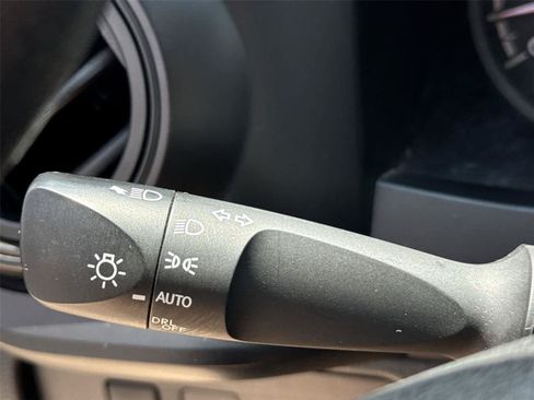 Used 2022 Toyota Tacoma SR AWD/4WD image 22