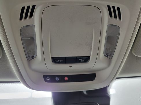 Used 2023 Buick Envision Preferred w/ Sport Touring Package AWD/4WD image 18