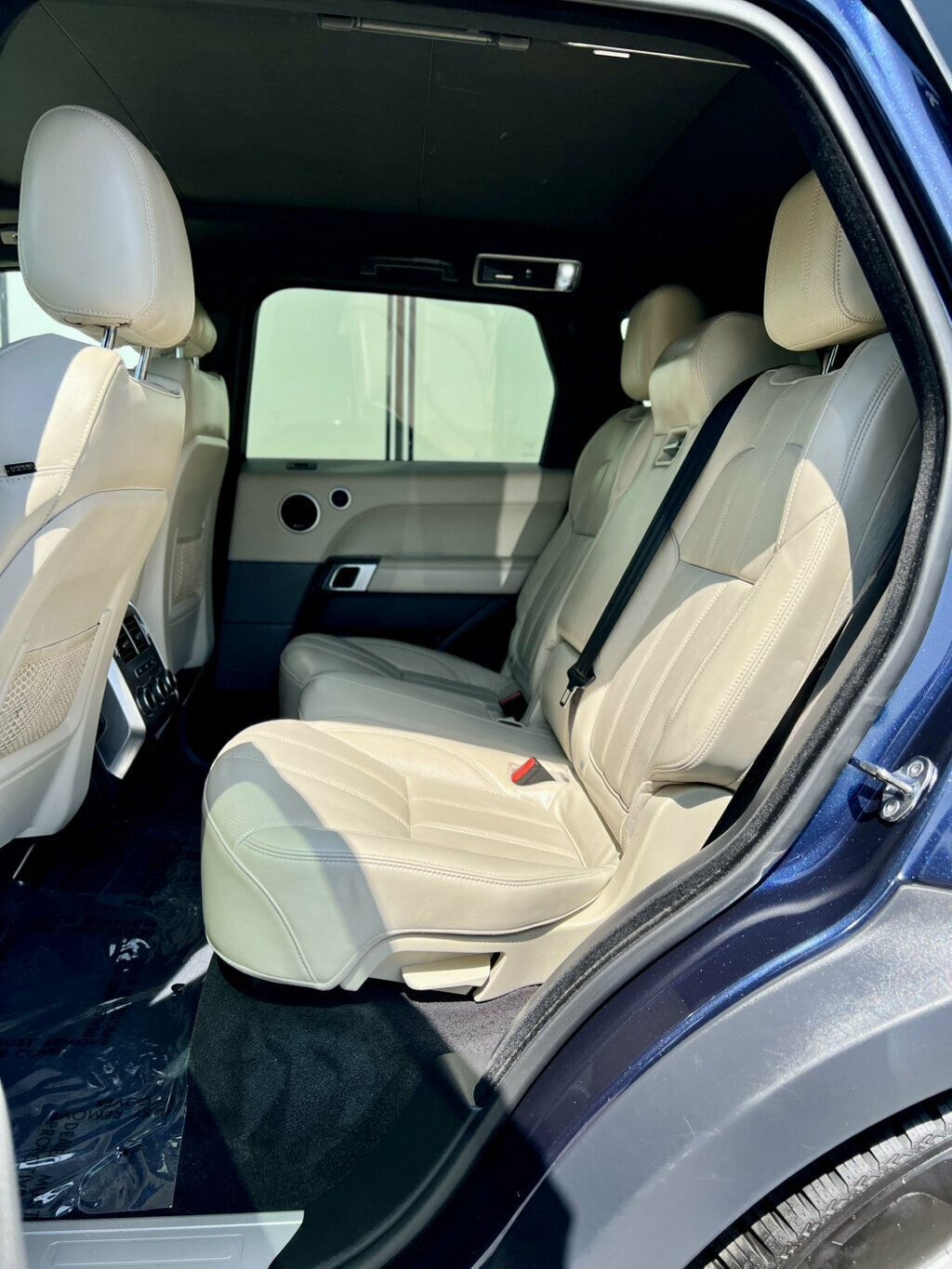 Used 2016 Land Rover Range Rover Sport HSE AWD/4WD image 16