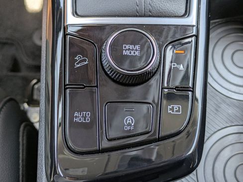 Certified 2025 Kia Sportage EX FWD image 27
