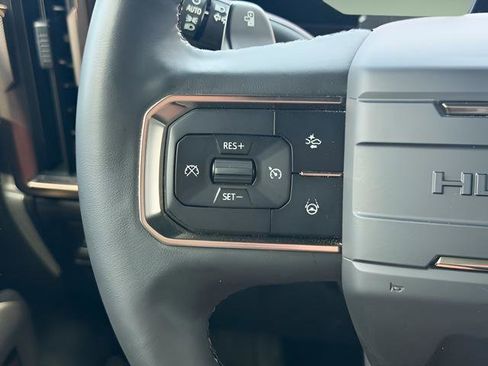 Used 2025 GMC Hummer EV 3X image 30