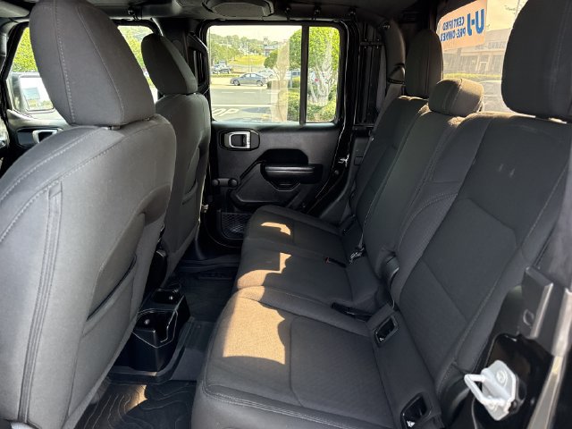Used 2021 Jeep Gladiator Sport AWD/4WD image 10